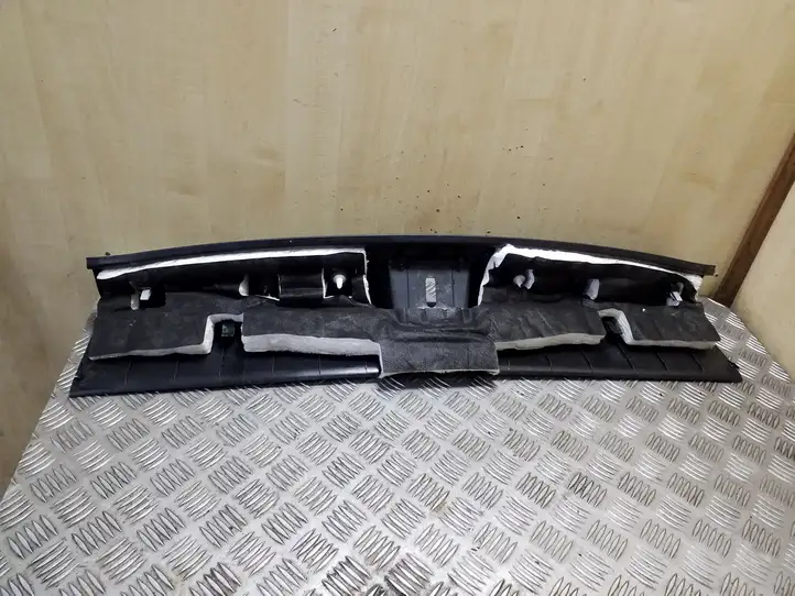 Tesla Model S (2016 - 2021) 101082401D Отделка порога багажника — фото 2