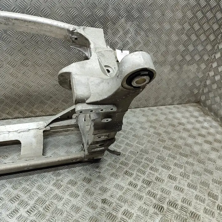 Aston Martin DB11 (2016 - ) HY535R003A Задняя балка подвески — фото 5