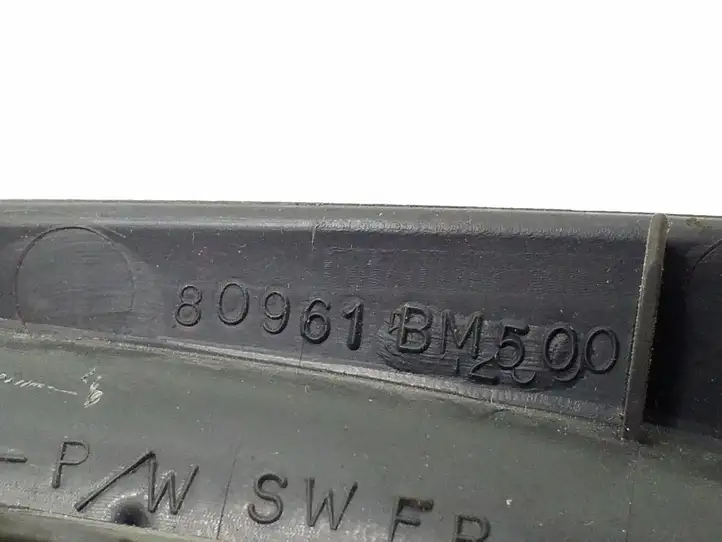 Nissan Almera N16 (2000 - 2010) 80961BM500 Накладка кнопки стеклоподъемника — фото 3