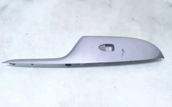 Honda Civic (2006 - 2011) 83590SMGG010M1 Накладка кнопки стеклоподъемника — фото 1