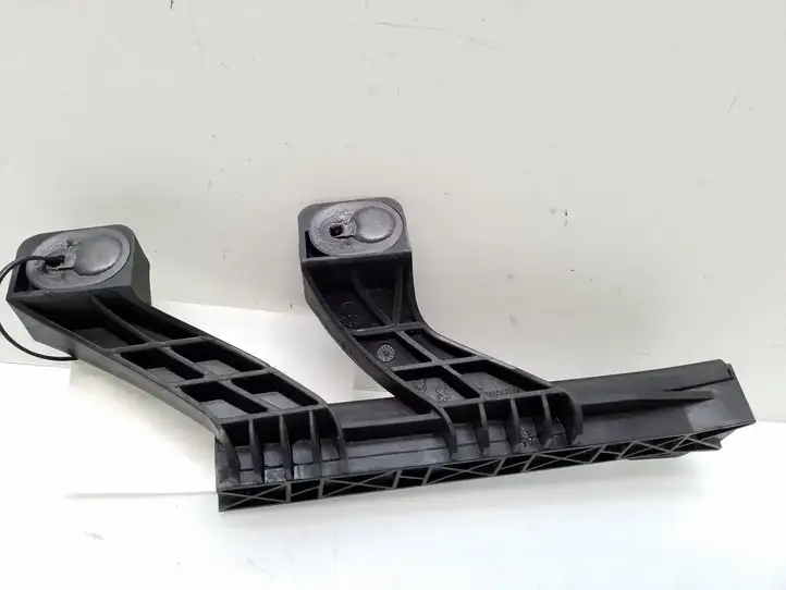 Peugeot Expert (2016 - )  9812451080 Другая деталь отделки пере́дней дверей