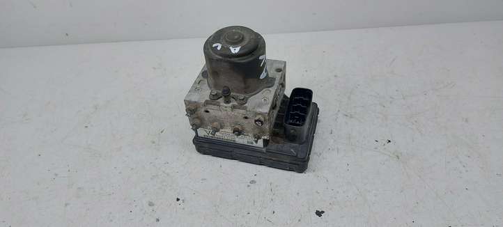 Toyota Avensis Verso (2001 - 2004)  4451044050 Блок ABS