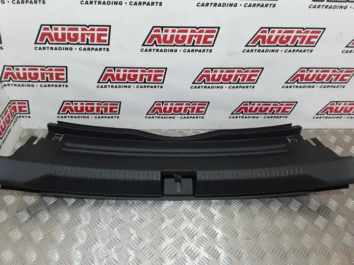 Volkswagen T-Roc (2017 - )  2GC863459 Отделка порога багажника