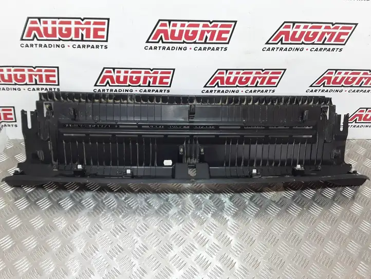 Volkswagen T-Roc (2017 - )  2GC863459 Отделка порога багажника