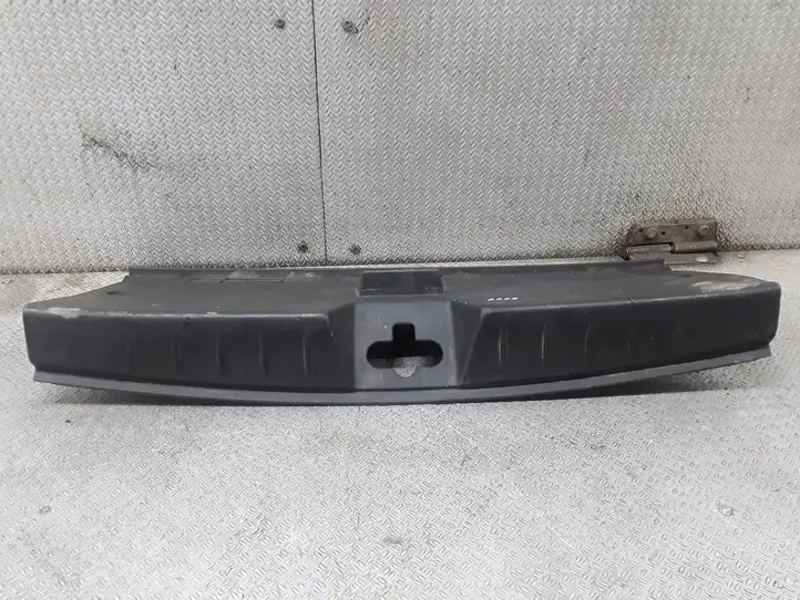 Seat Toledo III (5P) (2004 - 2009) 5P5863459 Отделка порога багажника — фото 4