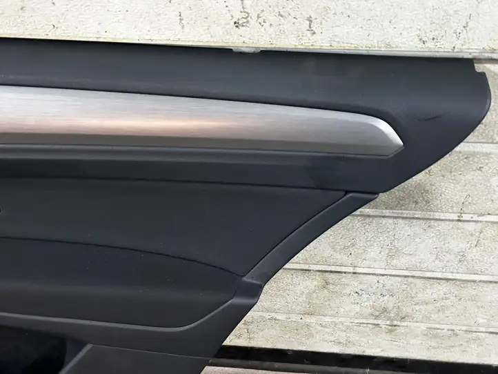 Volkswagen Golf Sportsvan (2014 - 2017) 510868116 Обшивка задней двери — фото 7