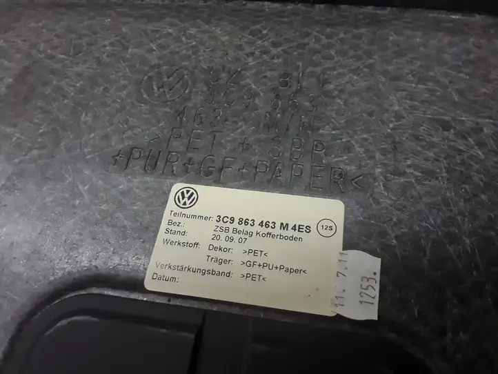 Volkswagen PASSAT B7 (2011 - 2014) 3C9863463M Пол багажника — фото 3