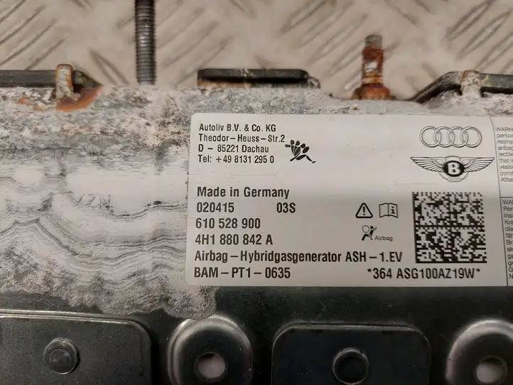 Audi A8 S8 D4 4H (2013 - 2017) 4H1880842A Коленная подушка безопасности — фото 2