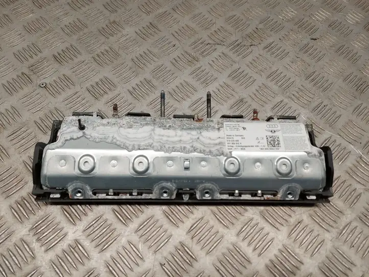 Audi A8 S8 D4 4H (2013 - 2017) 4H1880842A Коленная подушка безопасности — фото 4