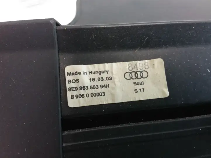 Audi A4 S4 B6 8E 8H (2000 - 2006) 8E9863553 Шторка — фото 2