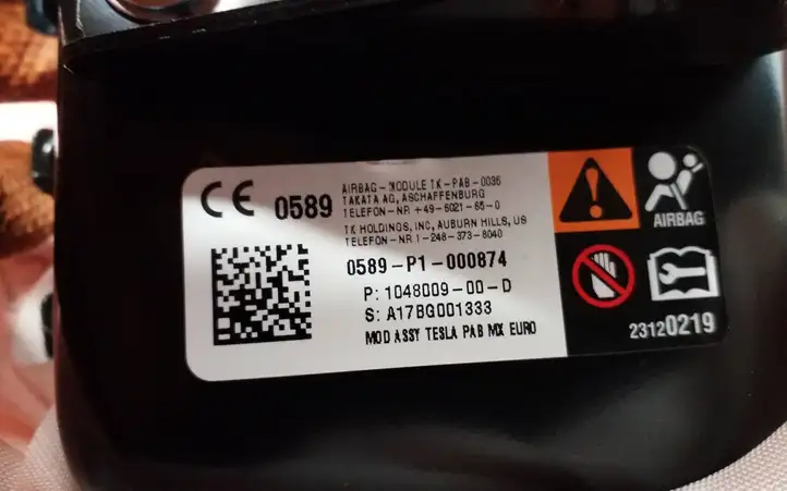 Tesla Model X (2015 - 2021) 104800900D Подушка безопасности пассажира — фото 5