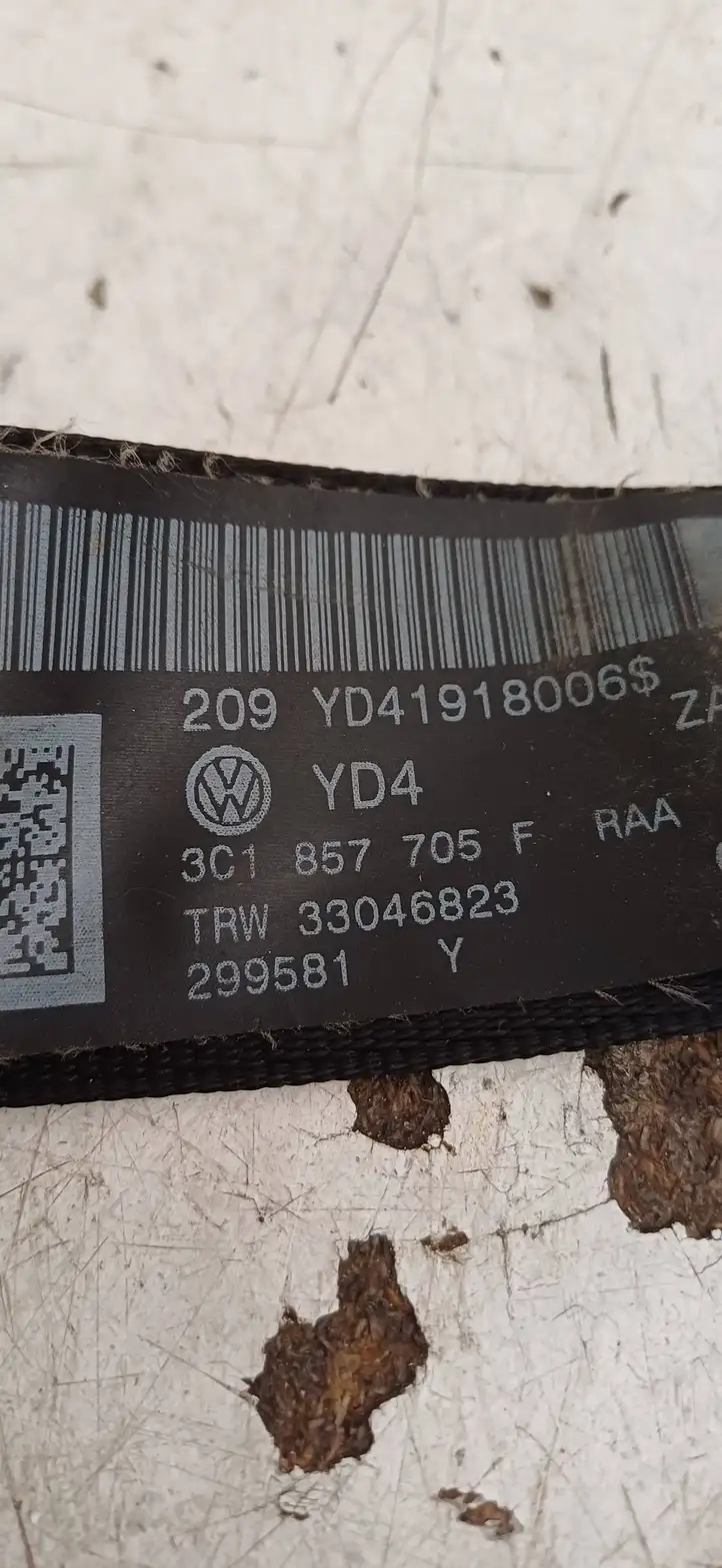 Volkswagen PASSAT B6 (2005 - 2010) 3C1857705F Передний ремень безопасности — фото 2
