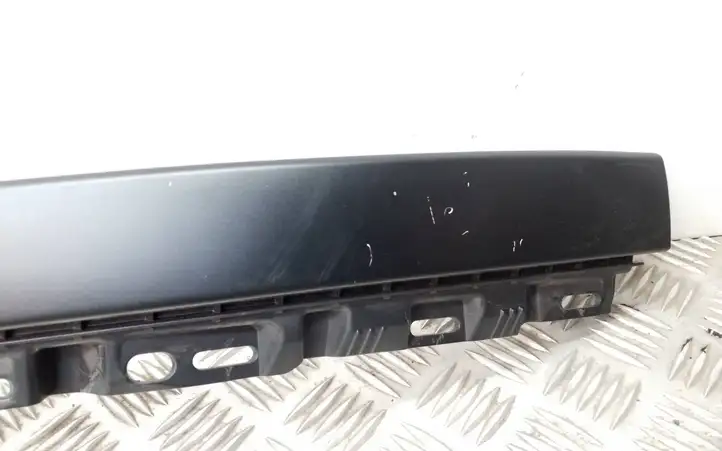 Tesla Model X (2015 - 2021) 105842000 Прочая отделка задней двери — фото 4