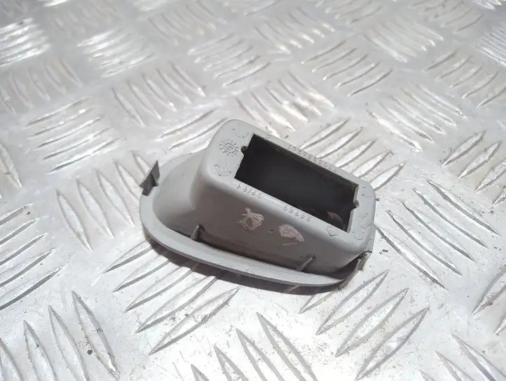 Renault Scenic I (1996 - 2003) 7700836267 Накладка кнопки стеклоподъемника — фото 3