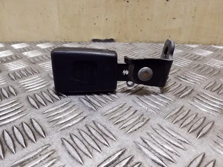 BMW X3 F25 (2010 - 2017)  7235455 Замок заднего ремня