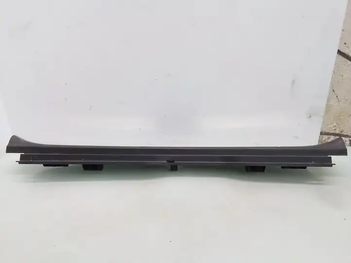 Toyota Avensis T250 (2003 - 2006) 5838705090 Отделка порога багажника — фото 2