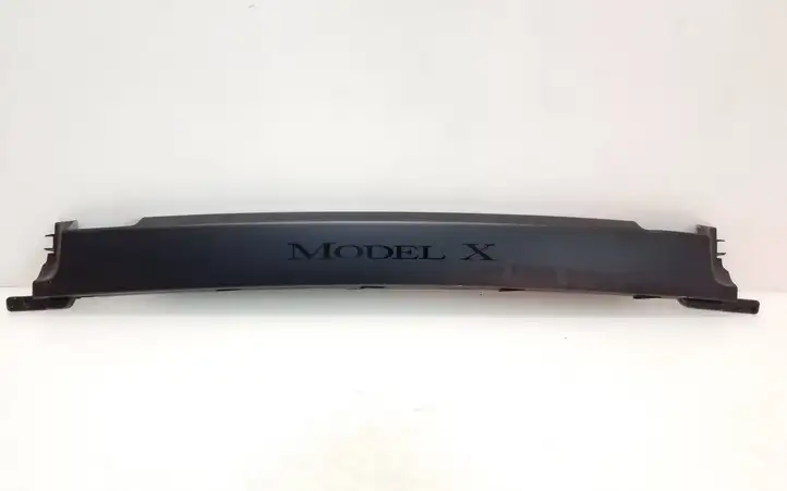 Tesla Model X (2015 - 2021) 105841900 Прочая отделка задней двери — фото 3
