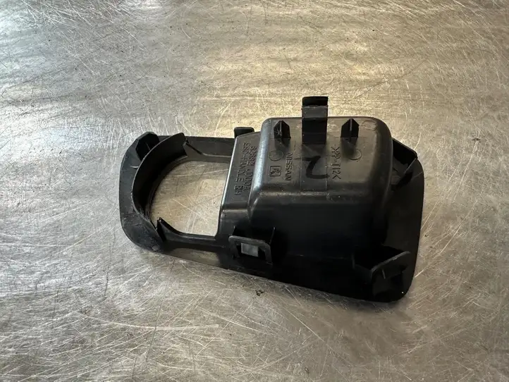 Nissan Qashqai (2006 - 2010) 82682JD00A Ручка двери / накладка — фото 2