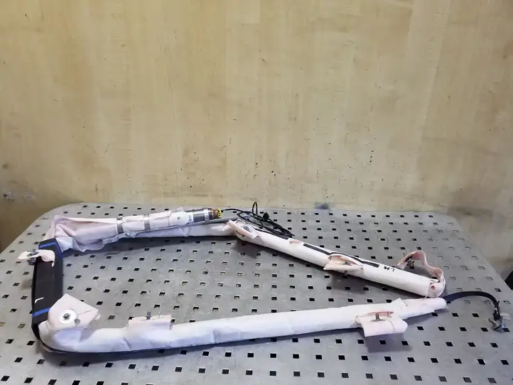 Tesla Model S (2016 - 2021) 100526100D Боковая подушка безопасности шторка — фото 4