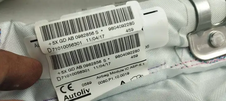 Peugeot 208 (2015 - 2019)  9804092280 Боковая подушка безопастности( (крыша)