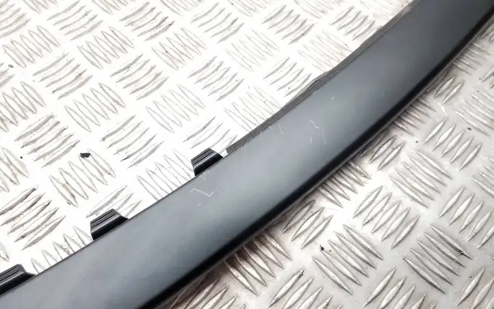 Tesla Model X (2015 - 2021) 105841700 Прочая отделка задней двери — фото 7