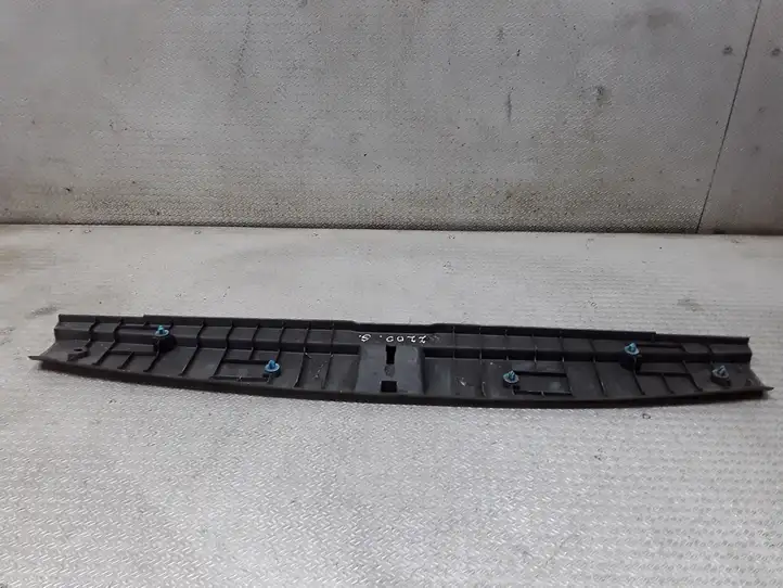 Subaru Outback (2007 - 2009) 95073AG000 Отделка порога багажника — фото 3
