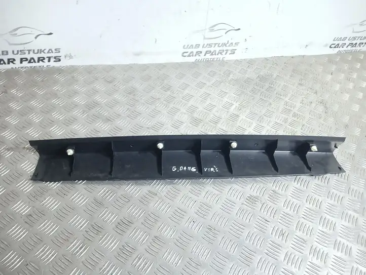 Land Rover Discovery 3 - LR3 (2004 - 2009) ERQ000091 Прочая отделка багажника — фото 3