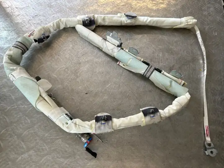 Renault Kadjar (2015 - 2018)  985P10838R Боковая подушка безопастности( (крыша)