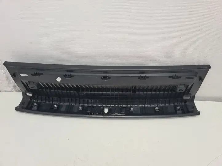 Volkswagen Tiguan (2007 - 2011) 5N0863459 Отделка порога багажника — фото 4