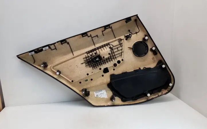 BMW 3 F30 F35 F31 (2012 - 2018) 2083450 Обшивка задней двери — фото 4