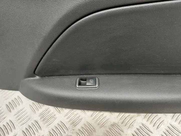 Mercedes-Benz E C207 W207 (2009 - 2017) A2076902425 Обшивка задней двери — фото 6