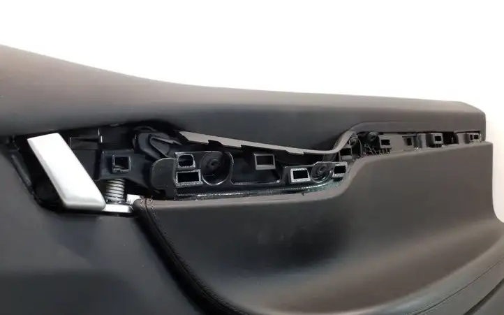 Tesla Model X (2015 - 2021) 105886123C Обшивка передней двери — фото 9