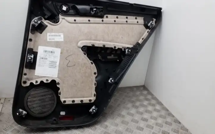 Volkswagen Tiguan (2011 - 2016) 5N0839113AE Обшивка задней двери — фото 2