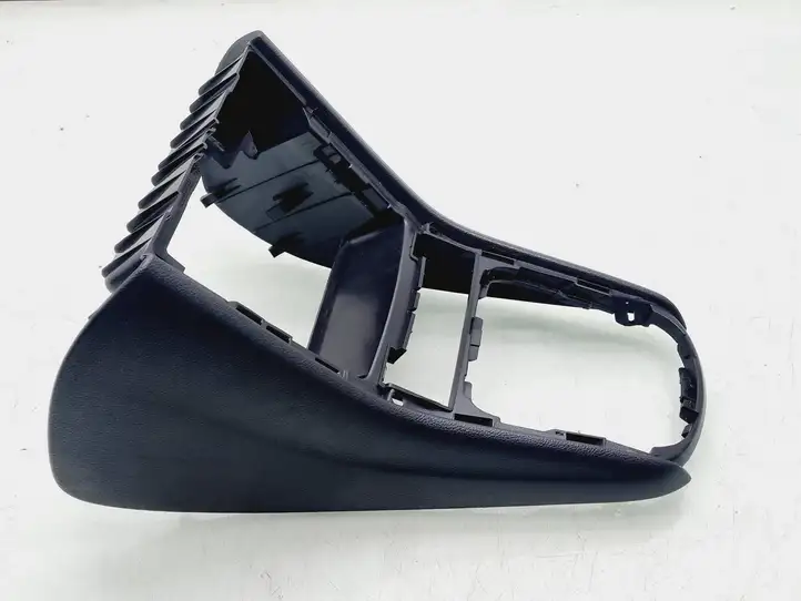Opel Astra K (2015 - 2020) 39055000 Другая деталь консоли (туннеля) — фото 1