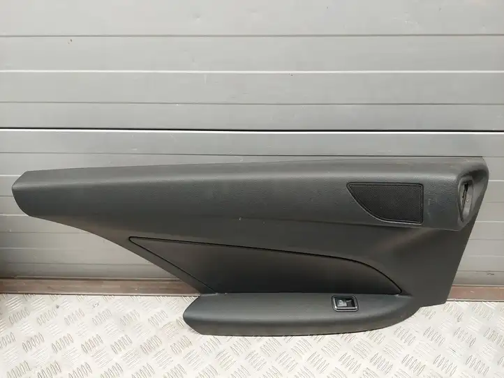 Mercedes-Benz E C207 W207 (2009 - 2017) A2076902325 Обшивка задней двери — фото 4