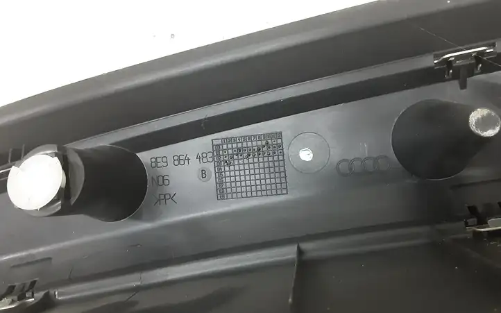 Audi A4 S4 B6 8E 8H (2000 - 2006) 8E9864483 Отделка порога багажника — фото 2