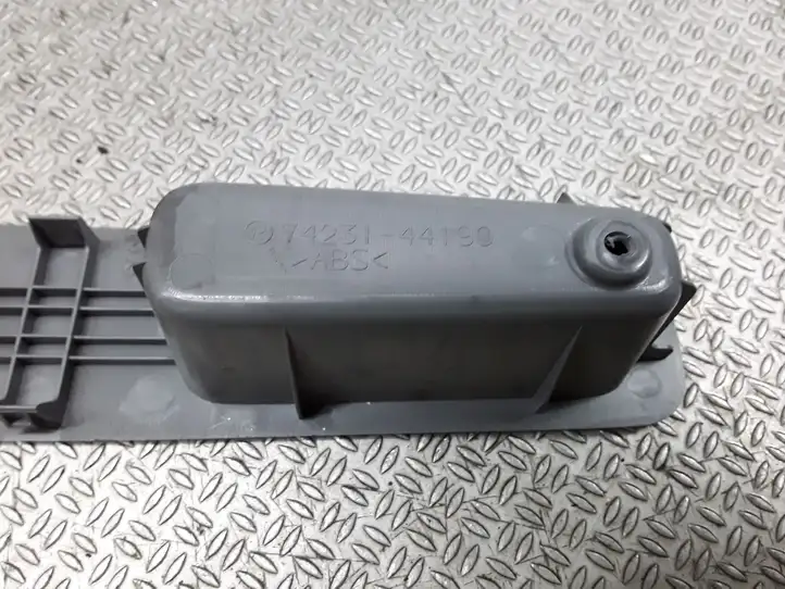 Toyota Avensis Verso (2001 - 2004) 7423144190 Ручка закрывания двери — фото 2