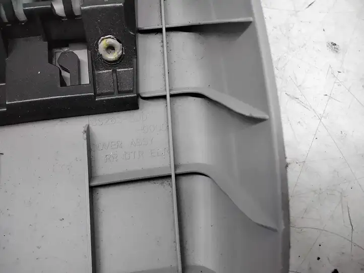 Honda FR-V (2004 - 2009) 83265SJD Накладка ремня безопасности — фото 3