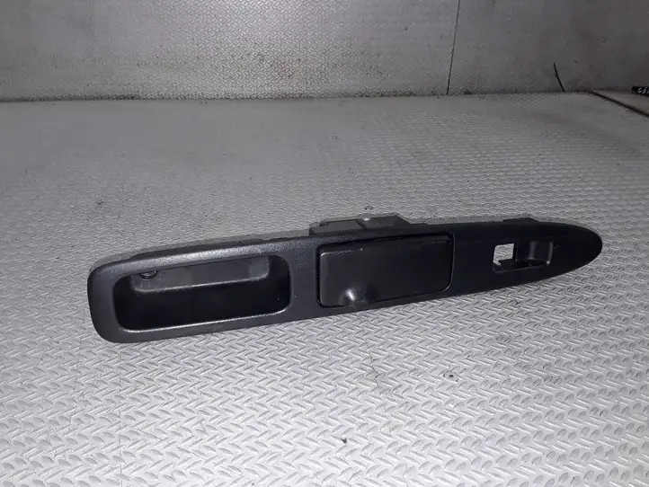 Toyota Avensis Verso (1995 - 2001) 7427244100 Ручка двери / накладка — фото 1