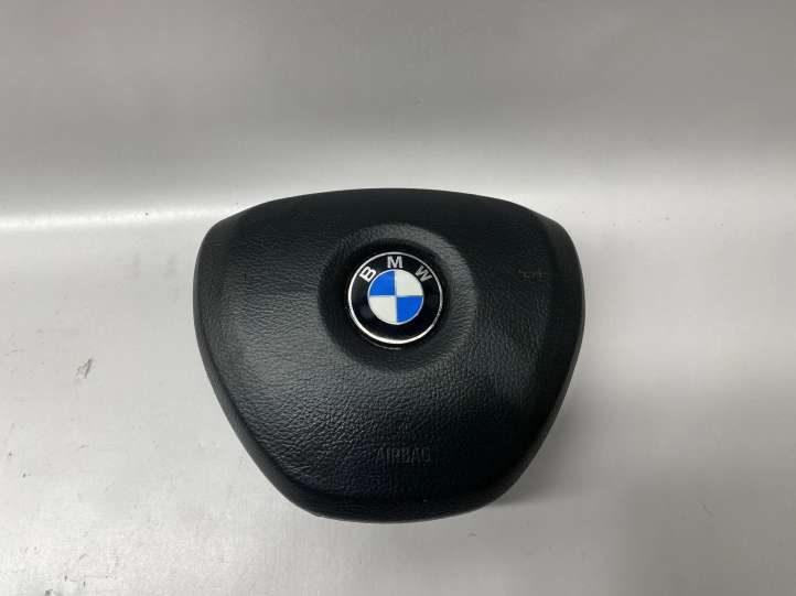 33678383902 BMW 5 F10 F11 Vairo oro pagalvė