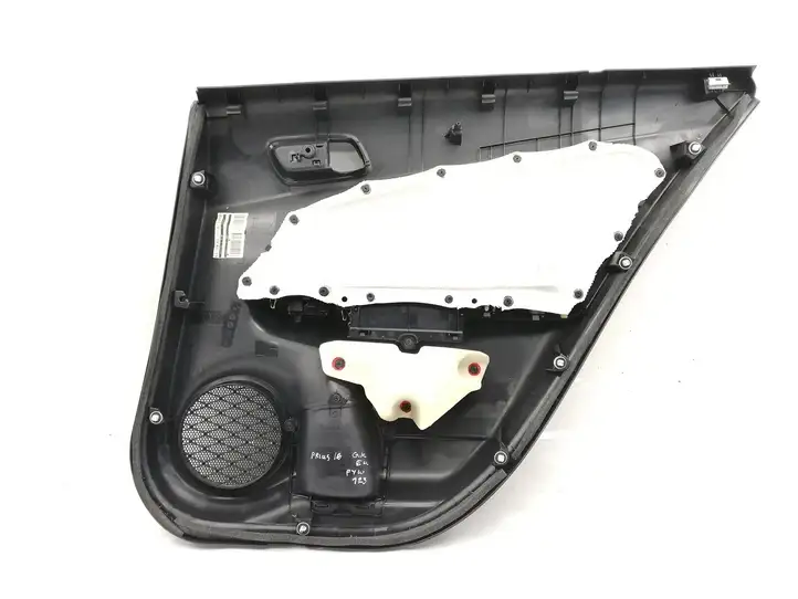 Toyota Prius (XW50) (2015 - ) 67618X1B04 Обшивка задней двери — фото 3
