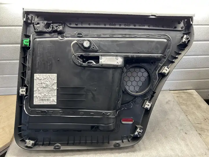 Volkswagen Touran I (2003 - 2010) 1T086721023 Обшивка задней двери — фото 2