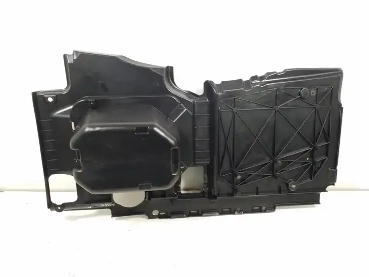 Jeep Grand Cherokee (2010 - 2021) 05108283AE Прочая отделка багажника — фото 2