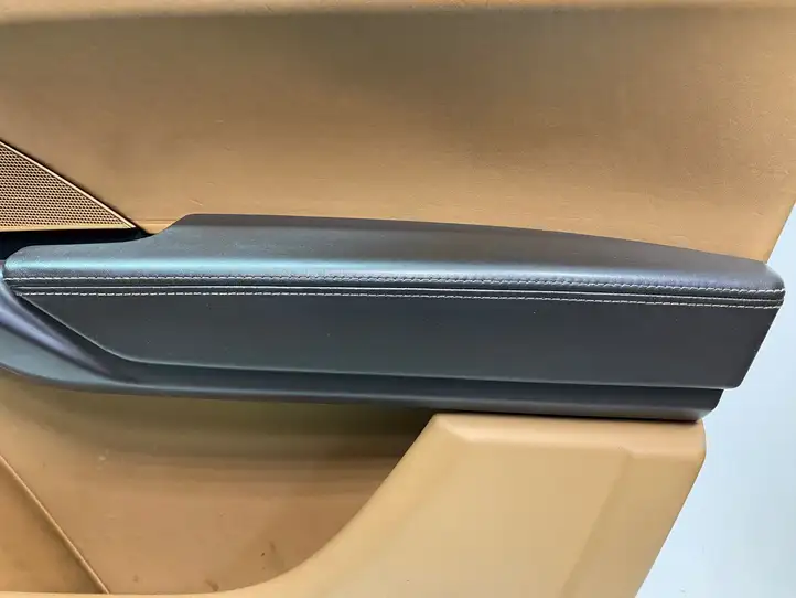 Porsche Cayenne (92A) (2011 - 2017) Обшивка передней двери — фото 2