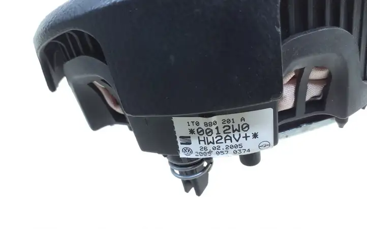 Volkswagen Touran I (2003 - 2010) 1T0880201A Подушка безопасности руля — фото 2