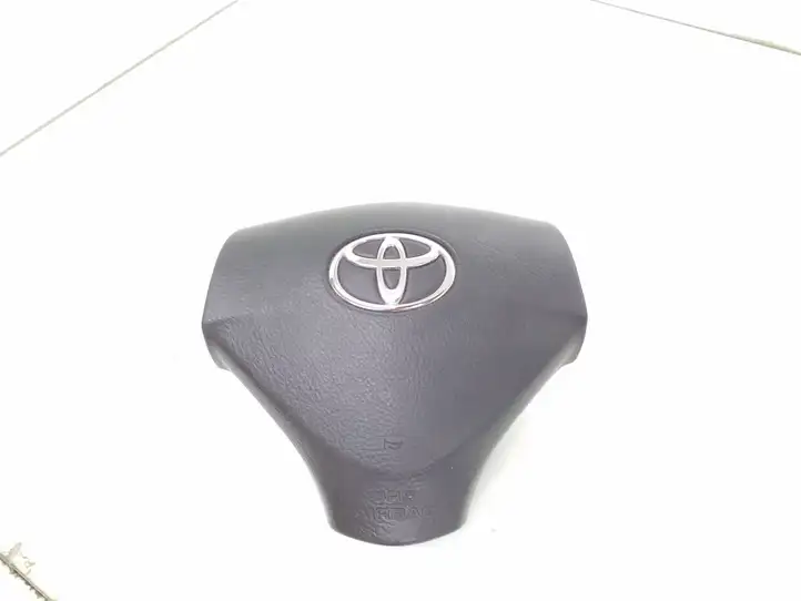 Toyota Corolla Verso E121 (2004 - 2007) Подушка безопасности руля — фото 1