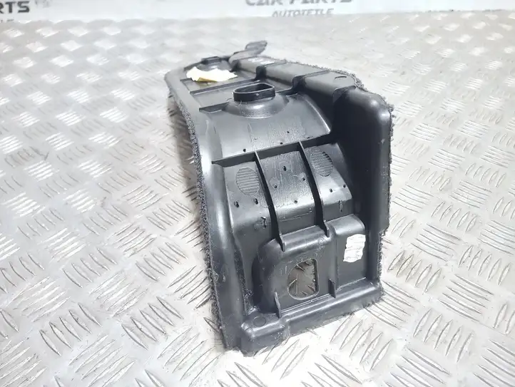 Land Rover Range Rover L322 (2005 - 2009) 8263720 Прочая отделка багажника — фото 4
