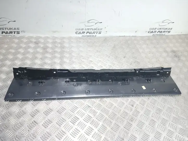 Land Rover Range Rover L322 (2005 - 2009) 7012237 Прочая отделка багажника — фото 3