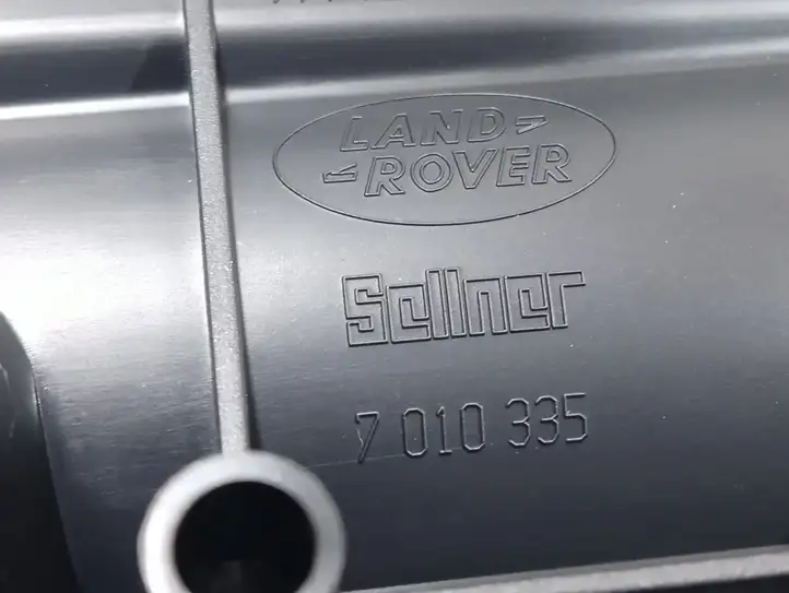 Land Rover Range Rover L322 (2002 - 2005) 7010335 Прочая отделка багажника — фото 4