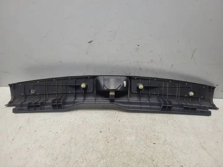 Toyota Avensis T250 (2006 - 2009) 5838705090 Отделка порога багажника — фото 3
